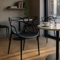 Kit com 2 Cadeiras Allegra Empilhável Polipropileno Resistente Sala de Jantar Móveis Bonatto