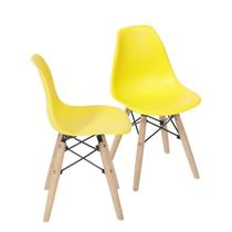 Kit com 2 Cadeiras Infantis Base Madeira OR-1102 OR Design Kit com 2 Cadeiras Infantis Base Madeira OR-1102 OR Design