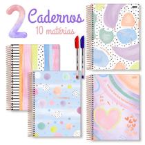 KIT com 2 Cadernos Universitário 10 Matérias Feminino Lacreme Jandaia Capa Dura Espiral Menina Tons Pastés 2 Canetas Esferográficas da marca Joccar