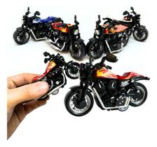 Kit Com 2 Miniaturas Moto Fricção Harley Fricção Motocicleta Kit Com 2 Miniaturas Moto Fricção Harley Fricção Motocicleta