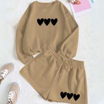 Kit Com 2 Peças Moletom GOLA CARECA E Short Feminino Estamp Três Corações Moletinho Delicado Kit Com 2 Peças Moletom GOLA CARECA E Short Feminino Estamp Três Corações Moletinho Delicado