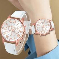 Kit Com 2 Relógios Quartz Feminino Com Pulseira De Couro Kit Com 2 Relógios Quartz Feminino Com Pulseira De Couro