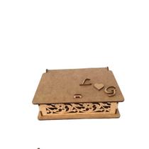 Kit com 23 caixas lateral trabalhada e iniciais personalizadas10x15x5 cm em MDF - Casamento / Padrin
