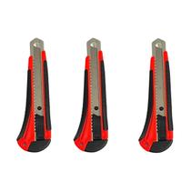 Kit Com 3 Estiletes Profissional Emborrachado de 18mm + 9 Lâminas Kit Com 3 Estiletes Profissional Emborrachado de 18mm + 9 Lâminas