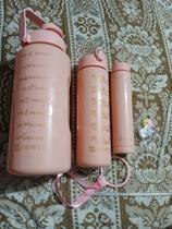 Kit com 3 garrafas 2000 ml 900 ml e 300 ml Kit com 3 garrafas 2000 ml 900 ml e 300 ml
