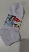 Kit com 3 pares de meia branco tamanho 40 - 46 Kit com 3 pares de meia branco tamanho 40 - 46