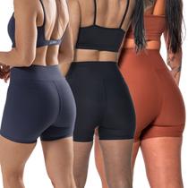 KIT com 3 shorts poliamida premium fitness