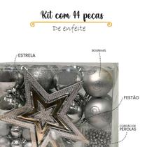 Kit com 44 Peças de Enfeite Natalino com Estrela, Bolinhas, Festão e Cordão de Pérolas Decoração para Árvore de Natal