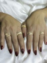 Kit com 5 Anéis Femininos Ajustáveis Banhado a Ouro 18k Kit com 5 Anéis Femininos Ajustáveis Banhado a Ouro 18k