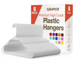 Kit com 5 cabides de plástico Campior, resistentes, antiderrapantes, brancos Kit com 5 cabides de plástico Campior, resistentes, antiderrapantes, brancos
