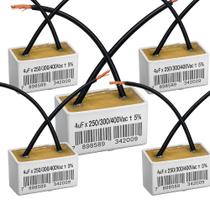 Kit com 5 Capacitores 4uF 250/400V 2 Fios Quadrados TRI Kit com 5 Capacitores 4uF 250/400V 2 Fios Quadrados TRI