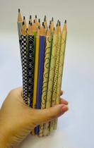 kit com 5 lápis HB - cores diversas