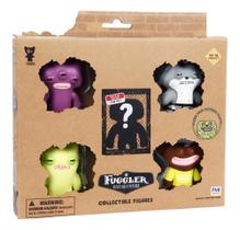 Kit com 5 Mini Bonecos Fuggler 6cm Cinza, Roxo, Verde e Marrom Kit com 5 Mini Bonecos Fuggler 6cm Cinza, Roxo, Verde e Marrom