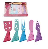 Kit com 5 peças para queijos e frios moderno Kit com 5 peças para queijos e frios moderno