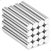 Kit com 50 Imãs de Neodímio Redondos 5x2mm Pequenos e Potentes N35