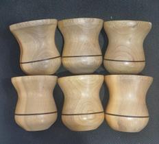 Kit com 6 Cuias Madeira Imbuia para Chimarrão Natural Kit com 6 Cuias Madeira Imbuia para Chimarrão Natural