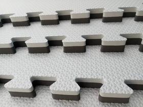 Kit com 6 Tatames Dupla Face Cinza com Preto 50x50x2cm