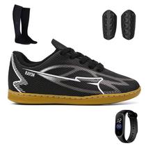 Kit com Chuteira Infantil de Meninos para Futebol de Quadra + Meião + Caneleira e Relógio Kit com Chuteira Infantil de Meninos para Futebol de Quadra + Meião + Caneleira e Relógio