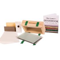 Kit Completo de Fabricação de Papel Arnold Grummer Pro com Papel e Envelope Kit Completo de Fabricação de Papel Arnold Grummer Pro com Papel e Envelope