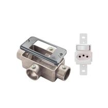 Kit Condulete X Wetzel Tampa Interruptor+Tomada Simples 20A Kit Condulete X Wetzel Tampa Interruptor+Tomada Simples 20A