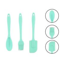 Kit Confeiteiro EM SILICONE 3 PÇ Pincel + Espátula + Colher Kit Confeiteiro EM SILICONE 3 PÇ Pincel + Espátula + Colher
