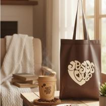Kit Copo Café com Deus Pai 2026 e Bag Jesus Love Kit Copo Café com Deus Pai 2026 e Bag Jesus Love