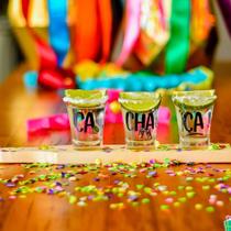 Kit copo de dose com 3 e régua base de madeira na caixa para presente conjunto copinhos pinga shot cachaça pequeno copos