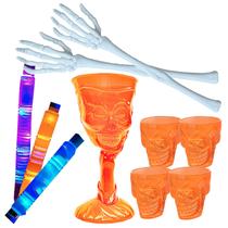Kit Copo Taça Caveira + 4 Mini Shot + 2 Mãos Esqueleto + 3 Bastões Led Festa Halloween Bar Decoração: 10 Produtos Kit Copo Taça Caveira + 4 Mini Shot + 2 Mãos Esqueleto + 3 Bastões Led Festa Halloween Bar Decoração: 10 Produtos