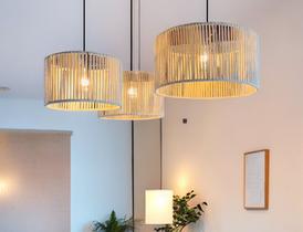 Kit Corda Náutica 3 Luminárias Redonda Cor Areia Composição Lustre de Teto