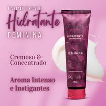 Kit Corporal Femme Fatale Feminina de Rosas e Ameixa Poran - Iluminador, Hidratante, Body Splash Kit Corporal Femme Fatale Feminina de Rosas e Ameixa Poran - Iluminador, Hidratante, Body Splash
