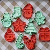 Kit Cortador de Biscoitos e Massas Tema de Natal para Festas Com Carimbo e Puxador