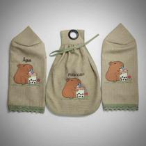 Kit Cozinho com 03 Capas Galão Água 20 Litros Botijão De Gás E Porta Sacola Capivara Kit Cozinho com 03 Capas Galão Água 20 Litros Botijão De Gás E Porta Sacola Capivara