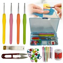 Kit Croche Completo Agulhas Soft Anatomicas Marcador Contador de Pontos Tesoura Box Organizador 32 Peças