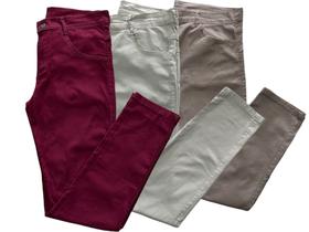 Kit de 03 calças basica lisa de sarja masculina modelo slim otimo para o dia a dia