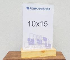 Kit de 10 Displays 10x15 cm de Mesa em Pinus e Acrílico Vertical Kit de 10 Displays 10x15 cm de Mesa em Pinus e Acrílico Vertical