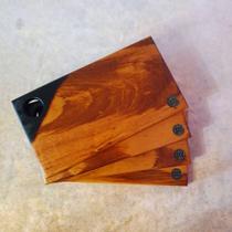 Kit de 4 tábuas de corte e servir Kit de 4 tábuas de corte e servir