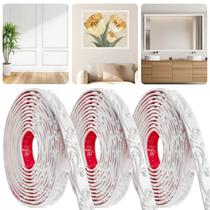 Kit de acabamento Peel and Stick Crown Molding, pacote com 3 unidades, 5 m, branco Kit de acabamento Peel and Stick Crown Molding, pacote com 3 unidades, 5 m, branco