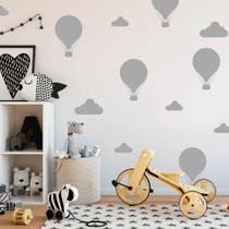 Kit de Adesivos de Parede Balões e Nuvens