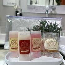 Kit de Amenities para Hotel c/ 5 itens Nécessaire Incolor - Pitanga - Realgems Kit de Amenities para Hotel c/ 5 itens Nécessaire Incolor - Pitanga - Realgems