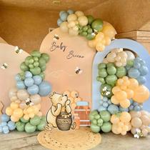 Kit de Arco de Balões FabTab com Recortes do Winnie Verde Pastel