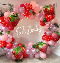 Kit de Arco de Balões Garland Hoobalon Morango - Decoração de Festa Kit de Arco de Balões Garland Hoobalon Morango - Decoração de Festa