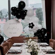 Kit de balão 74 unidades de látex branco preto para festas e festivais