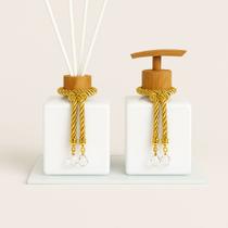 Kit De Banheiro Lavabo Luxo Cubo De Vidro Difusor + Sabonete + Bandeja Kit De Banheiro Lavabo Luxo Cubo De Vidro Difusor + Sabonete + Bandeja