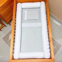 Kit de Berço Rolinho 7 peças Stars Cinza Kit de Berço Rolinho 7 peças Stars Cinza