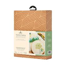 Kit de Bordado Caminho na Floresta - DMC Mindful Making Kit de Bordado Caminho na Floresta - DMC Mindful Making