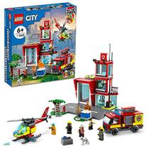Kit de construção LEGO City Fire Station 60320 para crianças a partir de 6 anos inclui 2 personagens da série de TV City Adventures (540 peças)