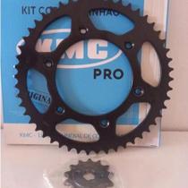 Kit de Coroa e Pinhão KMC Pro para CRF 230 (2006-2019) - Desempenho e Durabilidade Kit de Coroa e Pinhão KMC Pro para CRF 230 (2006-2019) - Desempenho e Durabilidade