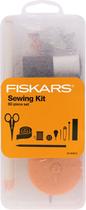 Kit de costura Fiskars de 62 peças com tesoura, fita métrica