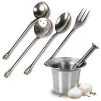 Kit de Cozinha Completo 5 Peças Pilão Almofariz, Colher, Concha, Escumadeira e Garfo Kit de Cozinha Completo 5 Peças Pilão Almofariz, Colher, Concha, Escumadeira e Garfo