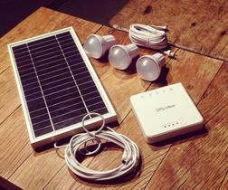 KIT de Energia Solar Portátil (com bateria para carregar celular e lâmpadas) Energy Station - Offgridsun